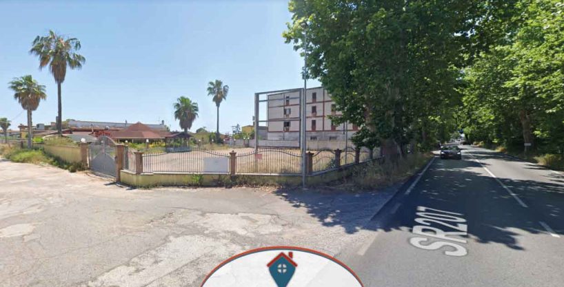 Locale commerciale via nettunense-Aprilia LT-locazione