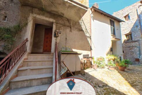 Appartamento via pietrocini-maenza-lt