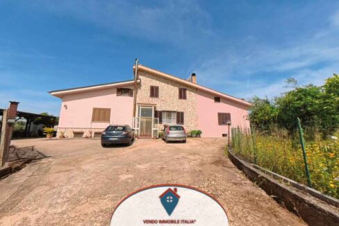 Villino-via-le-pastine-Cori-LT-01