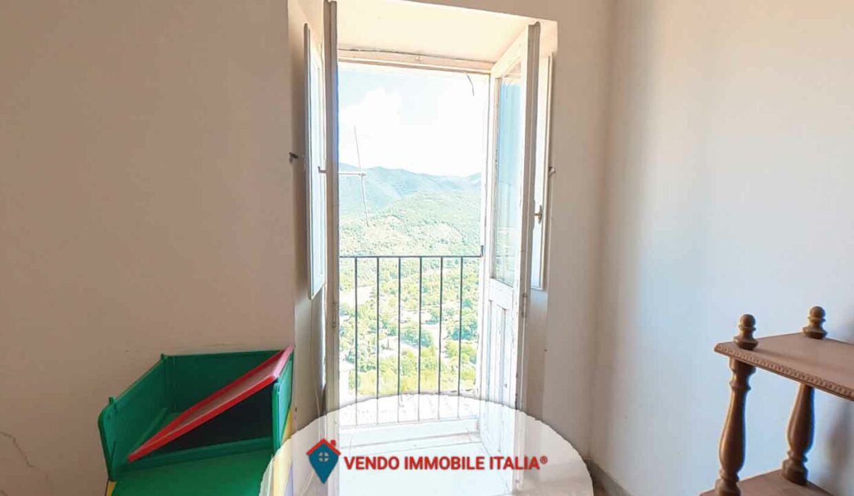 Appartamento-corso-vittorio-emanuele-31-Carpineto-Romano-RM-11