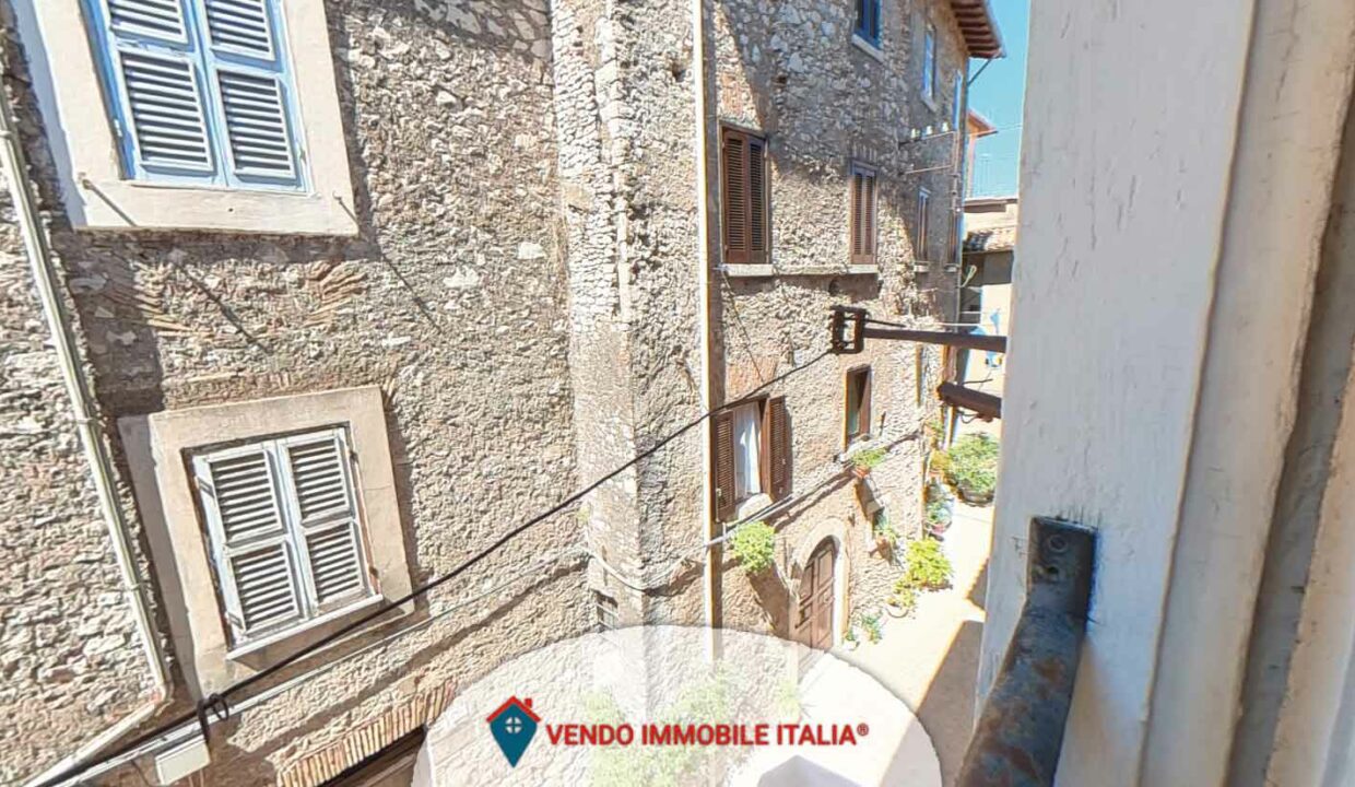 Appartamento-corso-vittorio-emanuele-31-Carpineto-Romano-RM-19