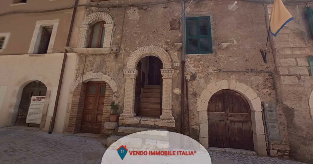 Appartamento corso vittorio emanuele 31-Carpineto Romano RM di 145mq