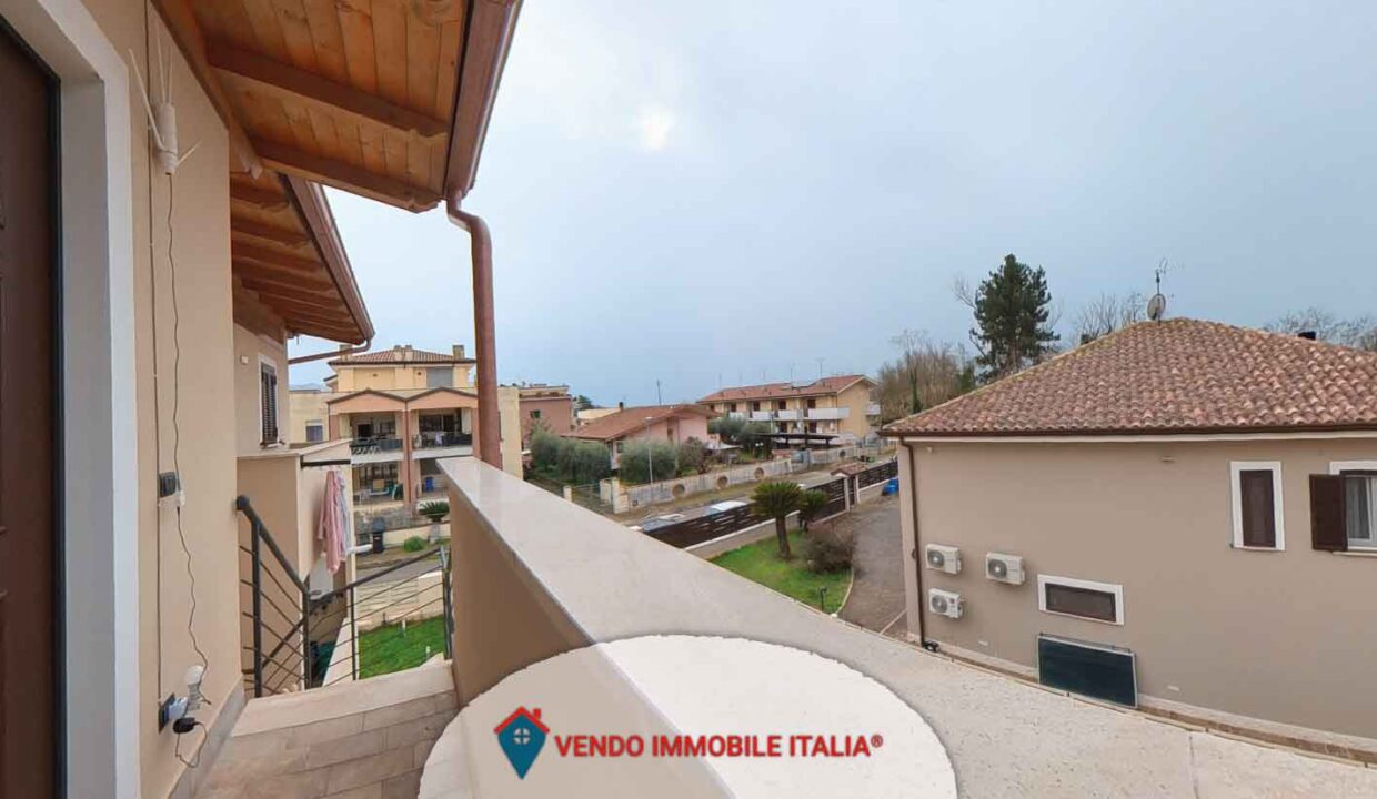 Villino-via-fiume-ninfa-Sermoneta-LT-09