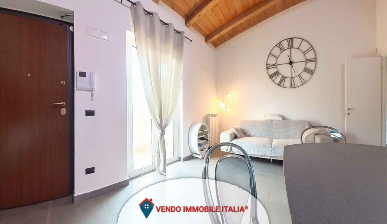 Villino-via-fiume-ninfa-Sermoneta-LT-12