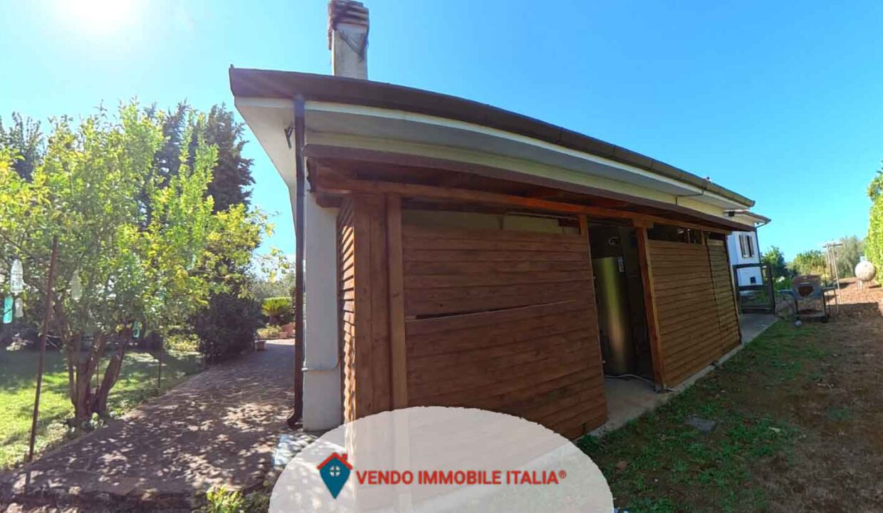 Villa-via-delle-vigne-Cisterna-di-Latina-LT-06
