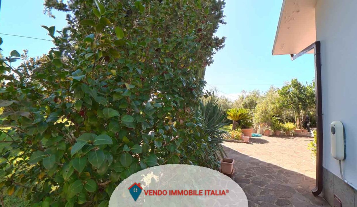 Villa-via-delle-vigne-Cisterna-di-Latina-LT-07