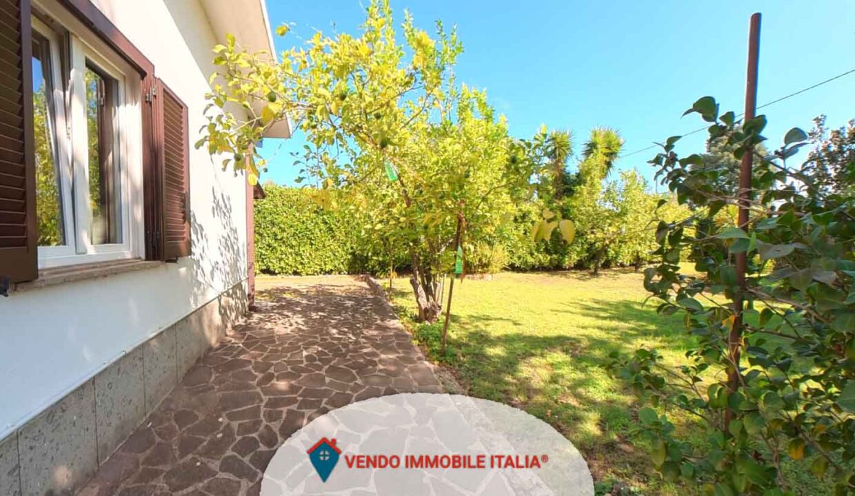 Villa-via-delle-vigne-Cisterna-di-Latina-LT-08