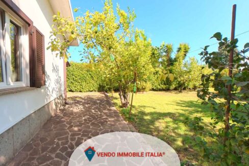 Villa-via-delle-vigne-Cisterna-di-Latina-LT-08