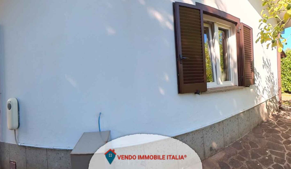 Villa-via-delle-vigne-Cisterna-di-Latina-LT-09