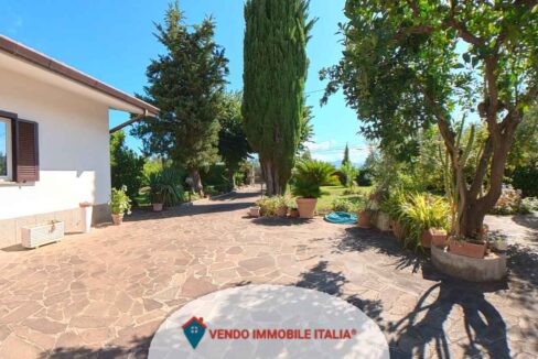 Villa-via-delle-vigne-Cisterna-di-Latina-LT-10