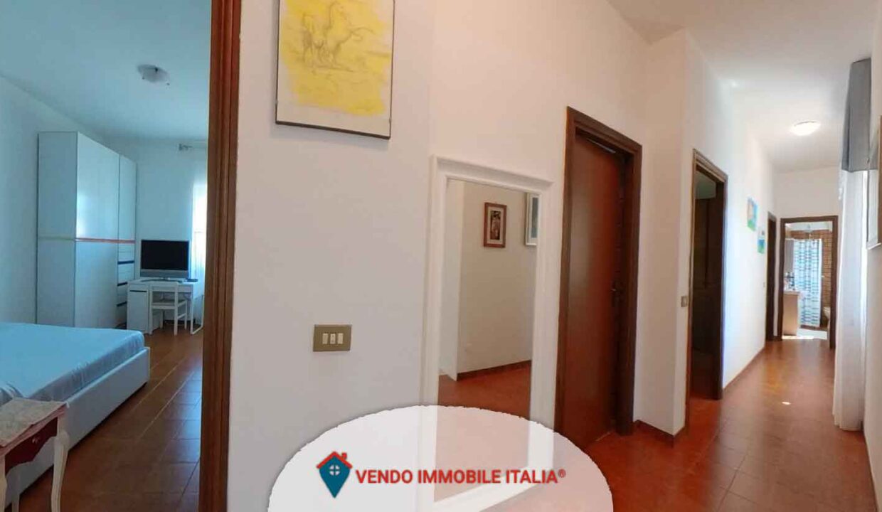 Villa-via-delle-vigne-Cisterna-di-Latina-LT-13
