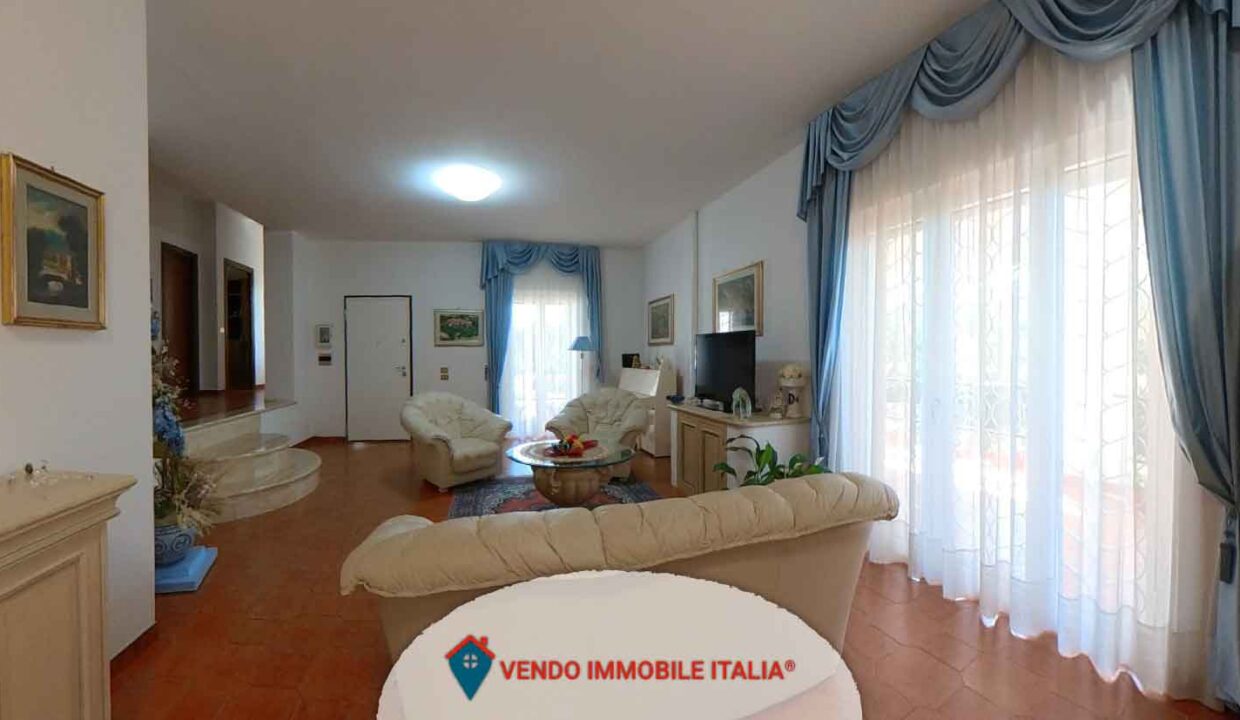 Villa-via-delle-vigne-Cisterna-di-Latina-LT-16