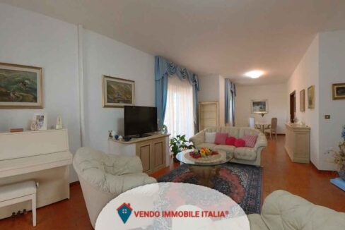 Villa-via-delle-vigne-Cisterna-di-Latina-LT-18