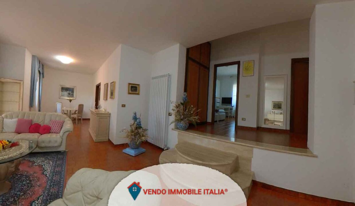 Villa-via-delle-vigne-Cisterna-di-Latina-LT-19