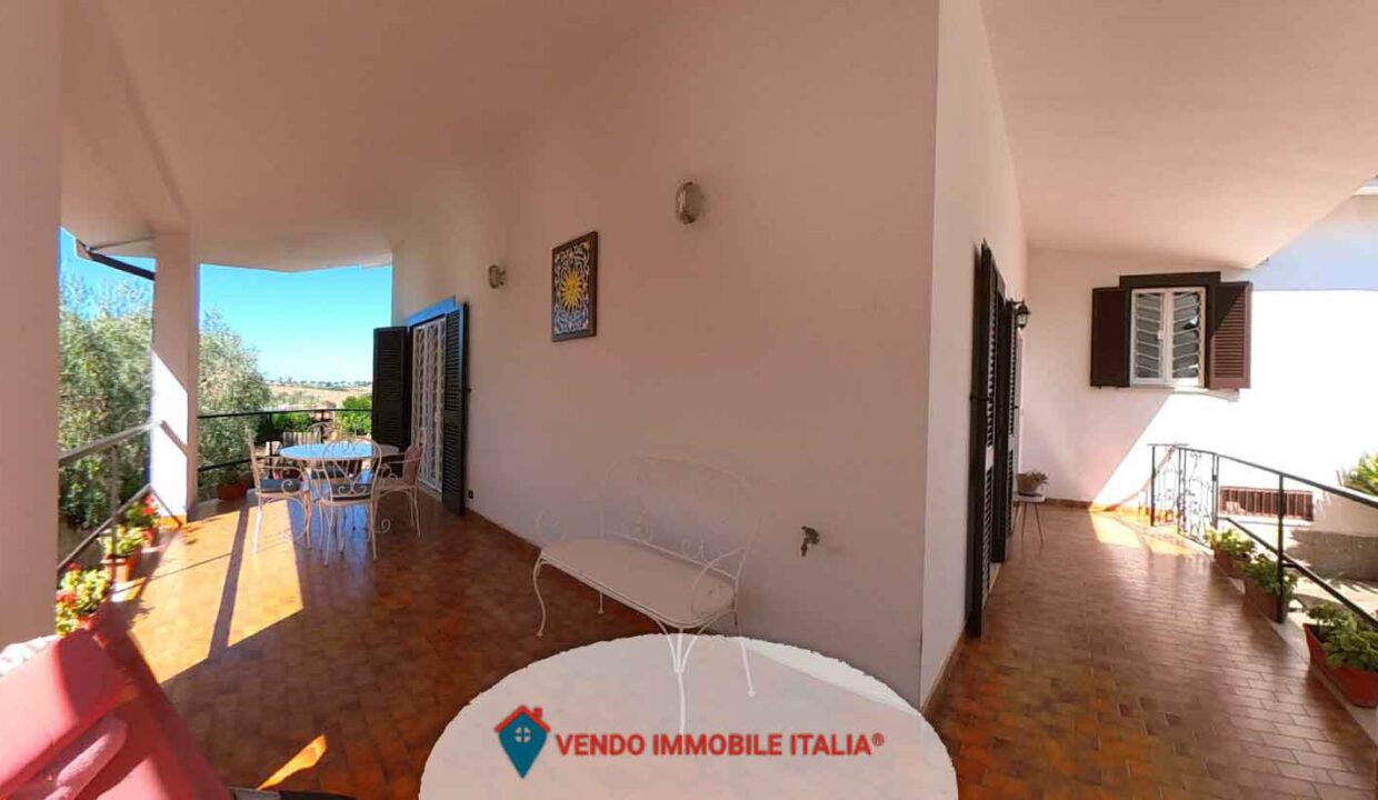 Villa-via-delle-vigne-Cisterna-di-Latina-LT-21
