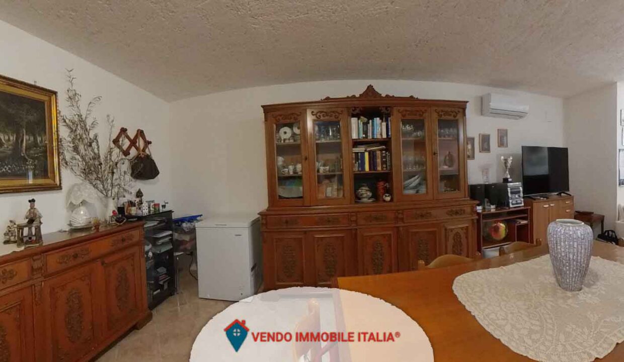 Villa-via-delle-vigne-Cisterna-di-Latina-LT-35
