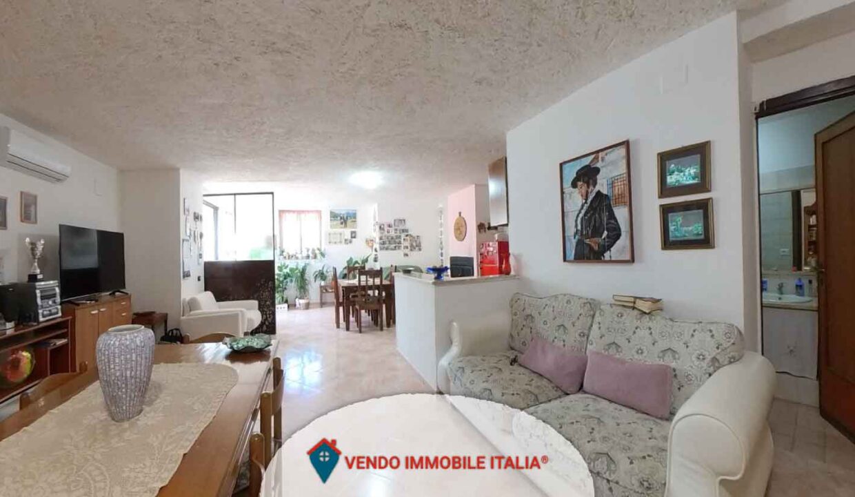 Villa-via-delle-vigne-Cisterna-di-Latina-LT-36